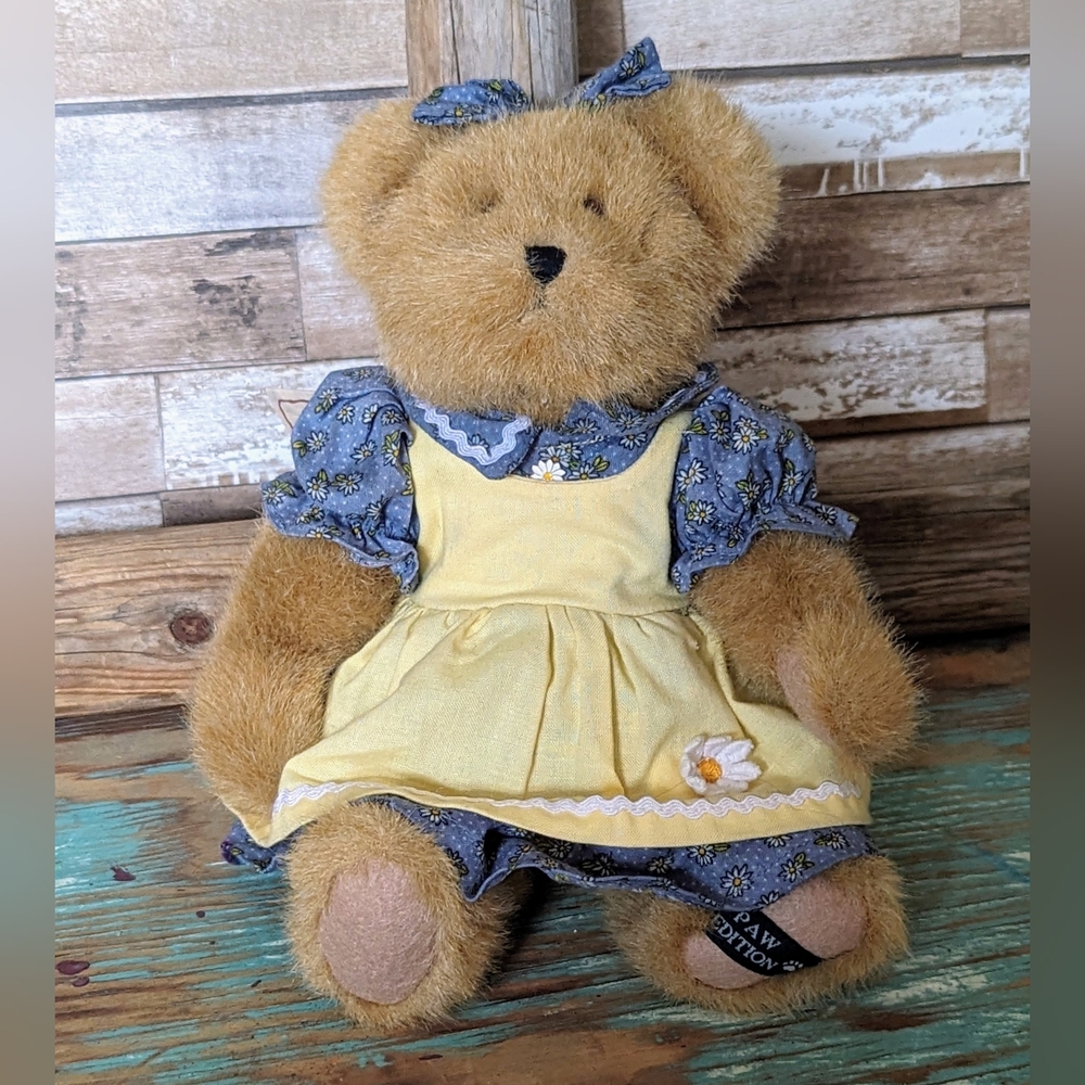 Boyds Bears "Janet C Daisydew" 919822 Plush Teddy Bear